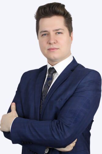 Adwokat Mikołaj Wypych